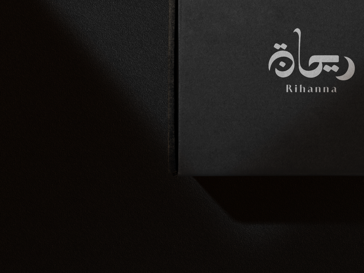 Rihanna 6rr-3